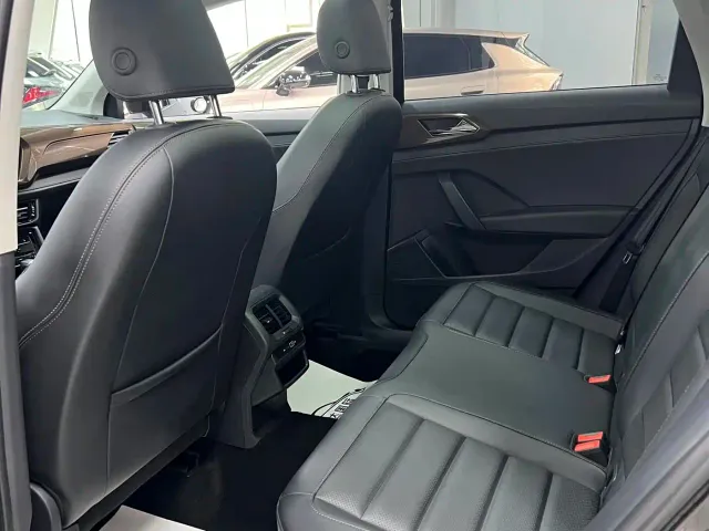 Volkswagen Tharu — Фото автомобиля 9