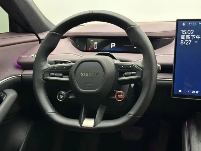 Xiaomi SU7 — Фото автомобиля 12