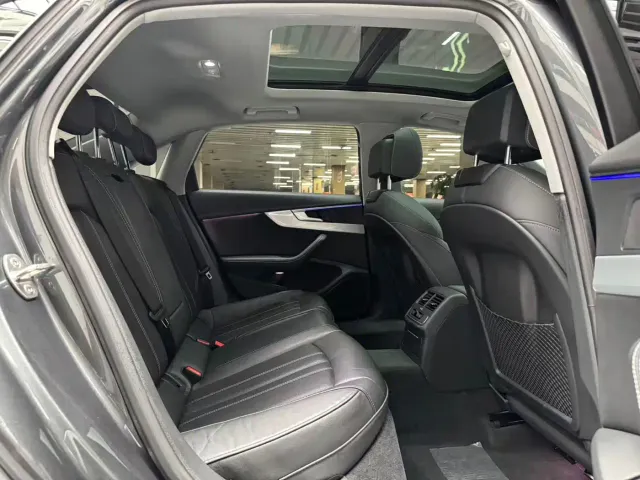 Audi A4L — Фото автомобиля 20