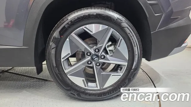 Hyundai Tucson Новый Tucson (NX4) Бензин 1.6 турбо 2WD — Фото автомобиля 21