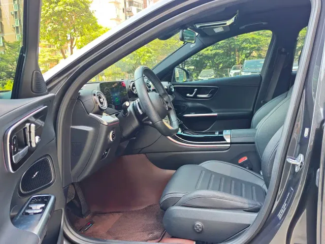 Mercedes-Benz C-Class — Фото автомобиля 8