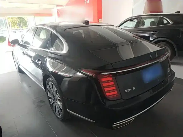 Hongqi H9 — Фото автомобиля 4