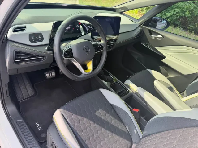 Volkswagen ID.3 — Фото автомобиля 7