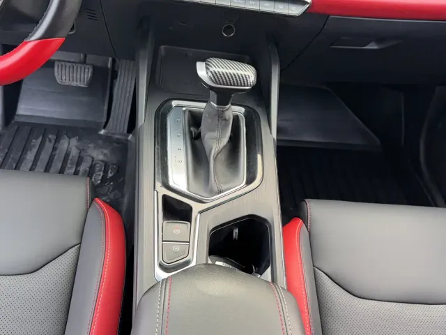 Geely Emgrand S — Фото автомобиля 15