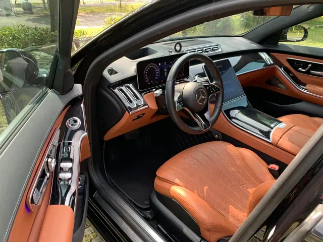 Mercedes-Benz S-Class — Фото автомобиля 4