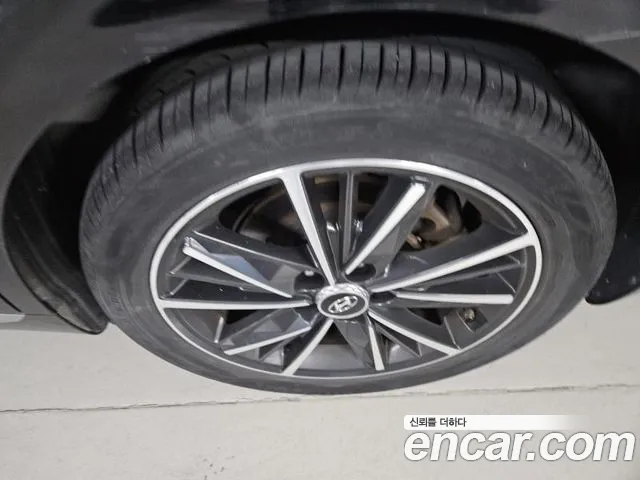 Hyundai Grandeur New — Фото автомобиля 13