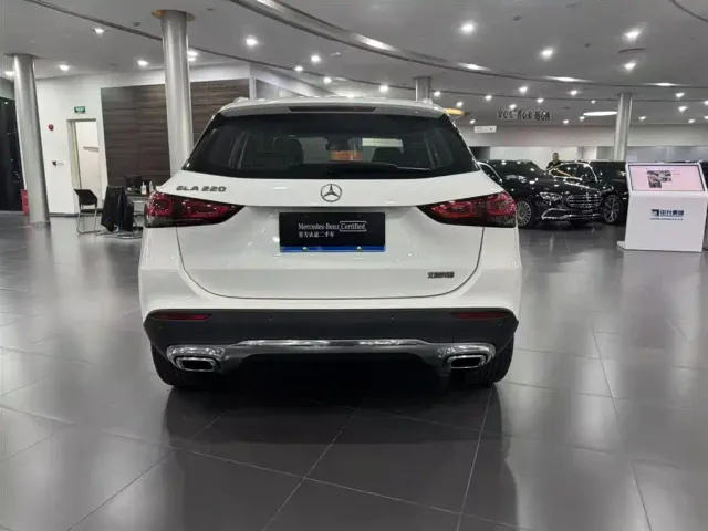 Mercedes-Benz GLA-Class — Фото автомобиля 4