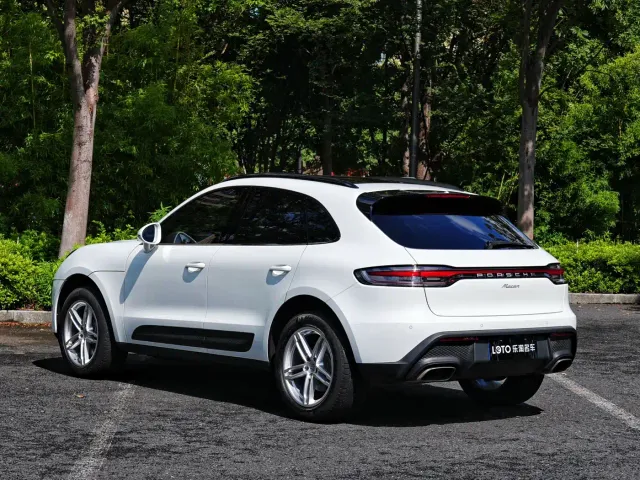 Porsche Macan — Фото автомобиля 3