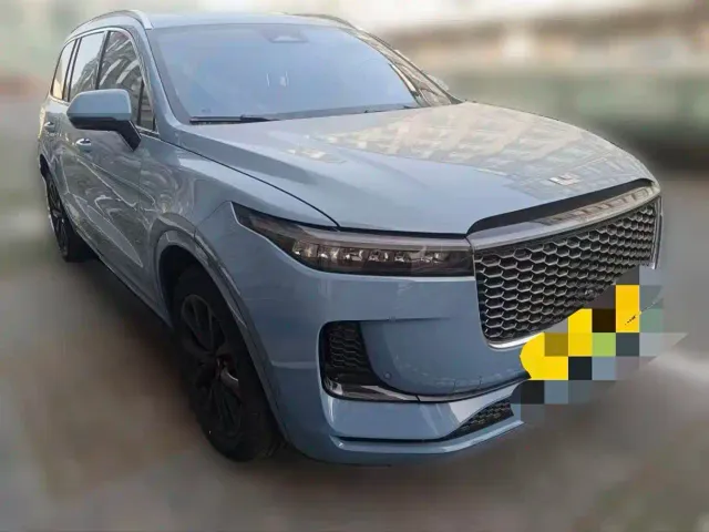 Li Auto ONE — Фото автомобиля 3