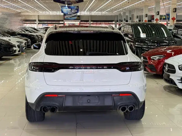 Porsche Macan — Фото автомобиля 4