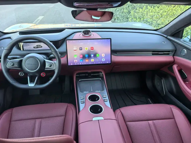 Qi Jing Opening Realm Sedan — Фото автомобиля 8