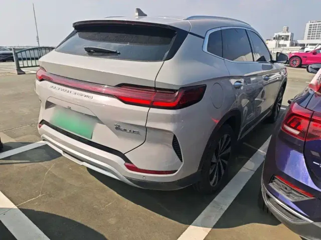 BYD Song PLUS — Фото автомобиля 6