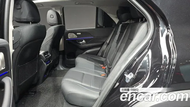 Mercedes-Benz GLE-Class — Фото автомобиля 16