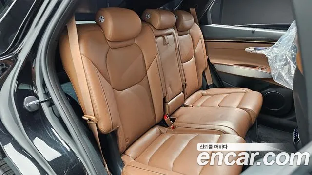 Genesis GV70 — Фото автомобиля 17