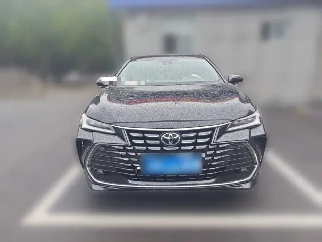 Toyota Avalon — Фото автомобиля 2