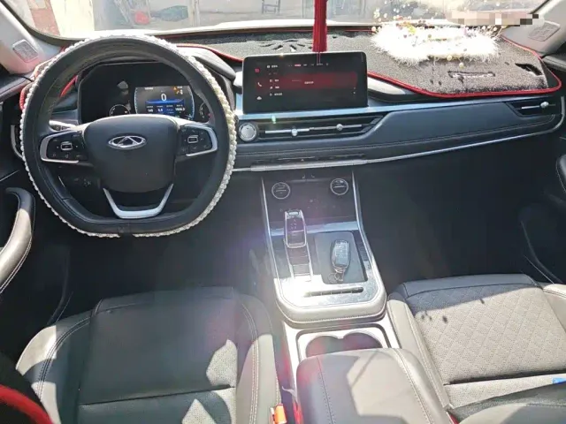 Chery Tiggo 8 — Фото автомобиля 5