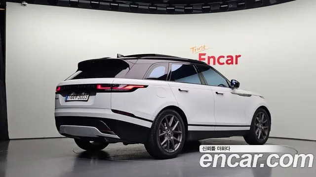 Land Rover Range Rover Velar — Фото автомобиля 2