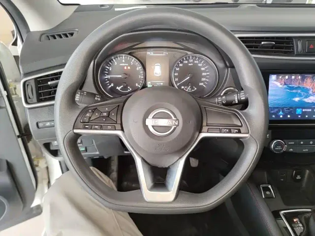 Nissan Qashqai — Фото автомобиля 10