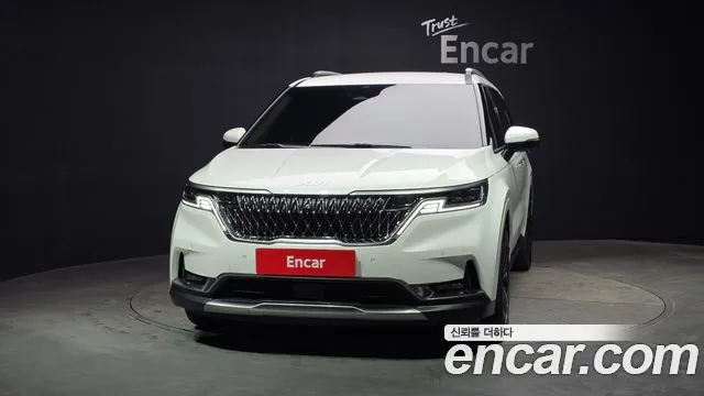 Kia Canival Carnival 4 поколение Дизель 7 мест Signature — Фото автомобиля 3
