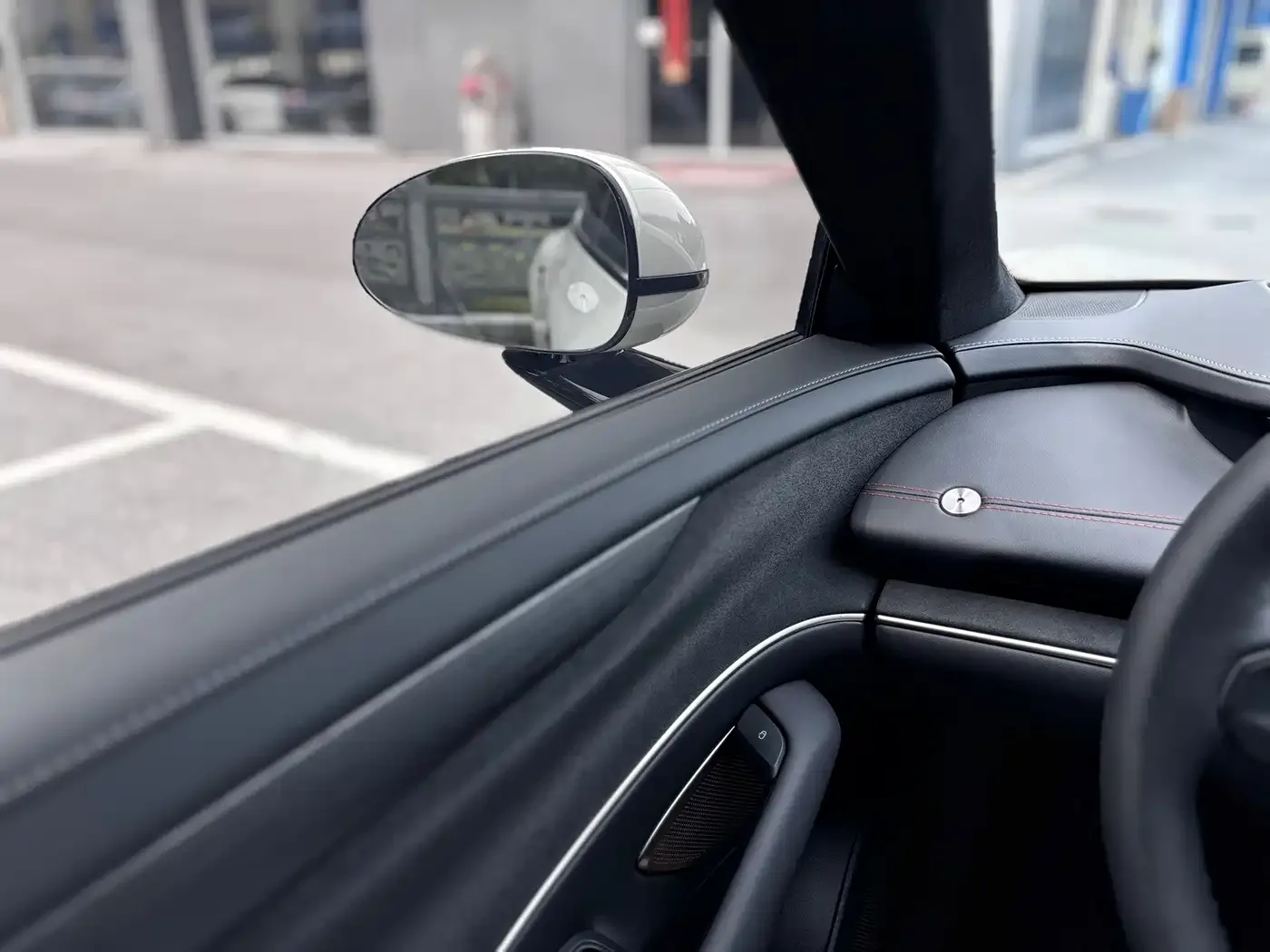Xiaomi Auto Xiaomi SU7 2024 AWD Extended Range Advanced Smart Driving Max Edition — Фото автомобиля 15