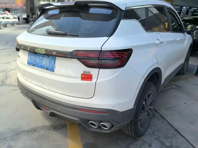 Geely Binyue — Фото автомобиля 5