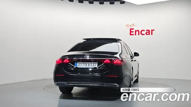 Mercedes-Benz E-Class W214 — Фото автомобиля 4