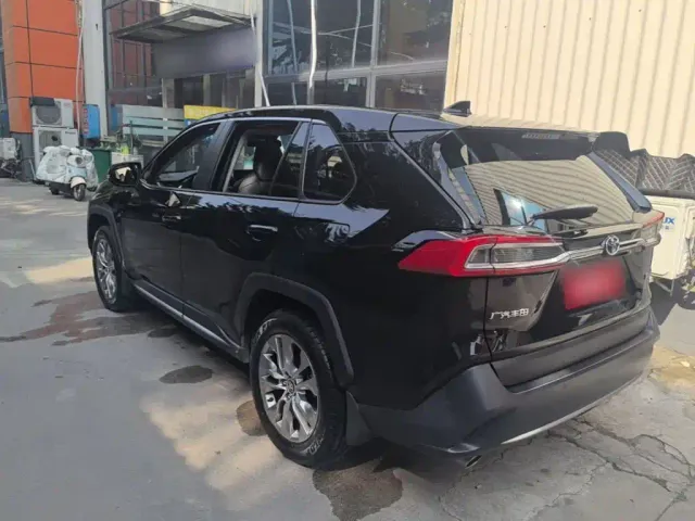 Toyota Wildlander — Фото автомобиля 4