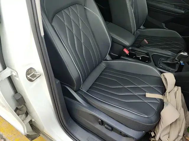 Volkswagen Tiguan L — Фото автомобиля 24