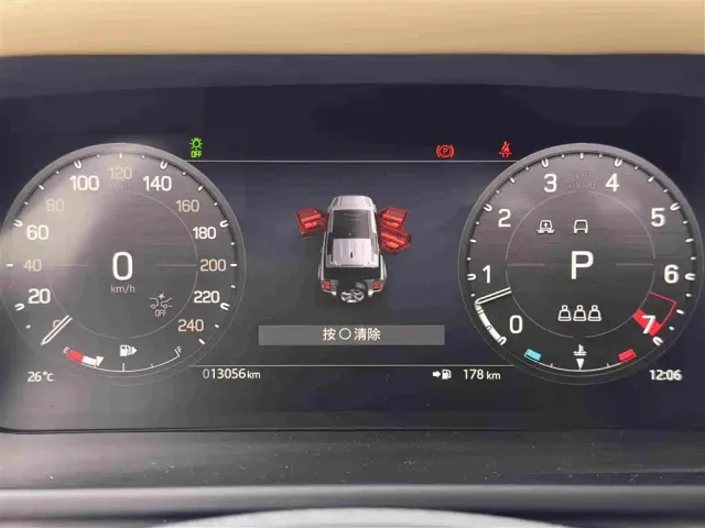 Land Rover Defender — Фото автомобиля 18