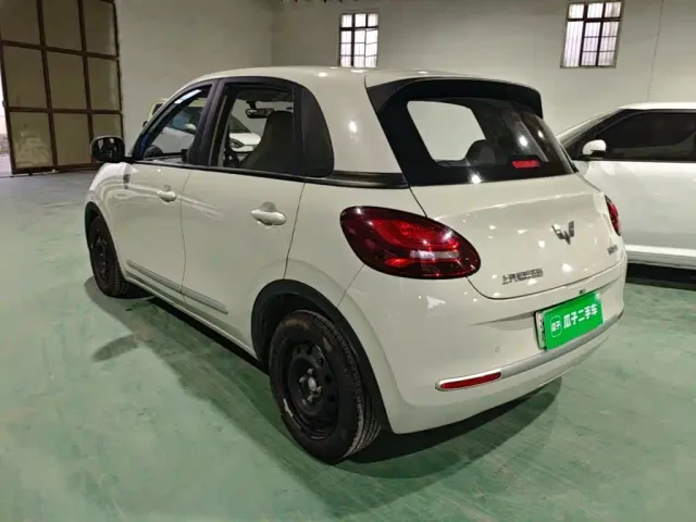 Wuling Bingo — Фото автомобиля 4