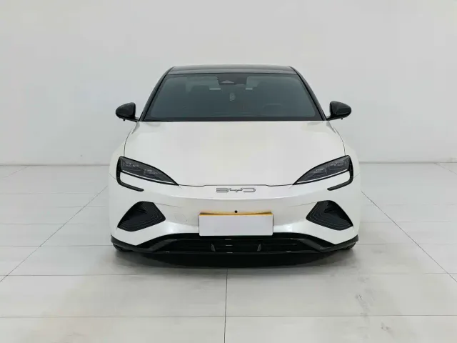 BYD Seal — Фото автомобиля 8