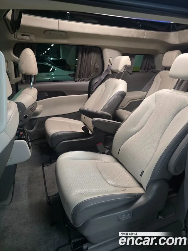 Kia Carnival 4th Gen — Фото автомобиля 12