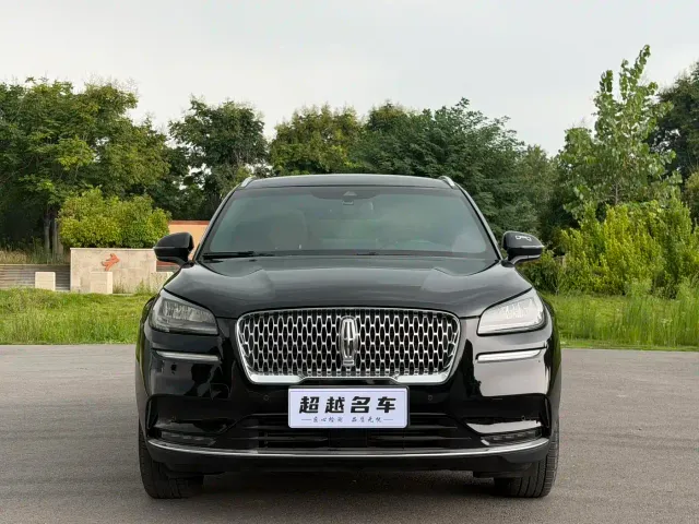 Lincoln Corsair — Фото автомобиля 2