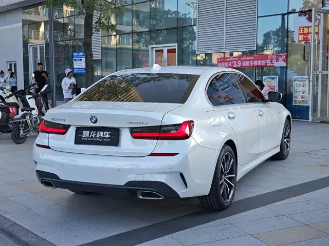 BMW 3 Series — Фото автомобиля 9
