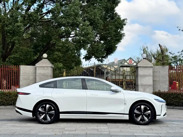 Changan Qiyuan A07 — Фото автомобиля 3