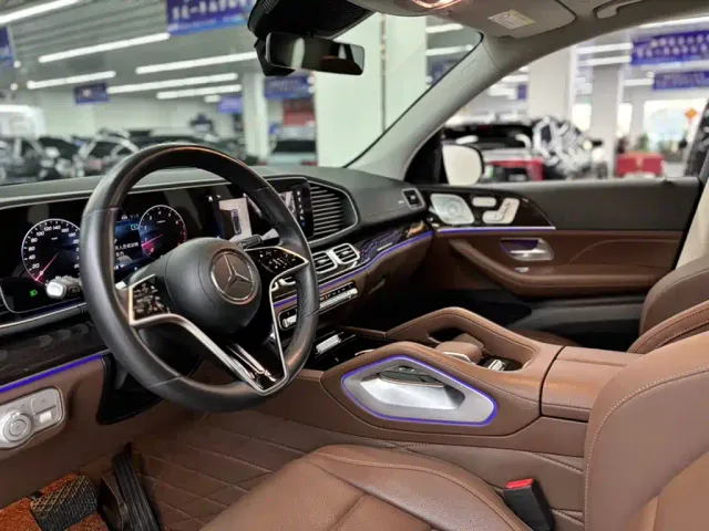 Mercedes-Benz GLE-Class — Фото автомобиля 22