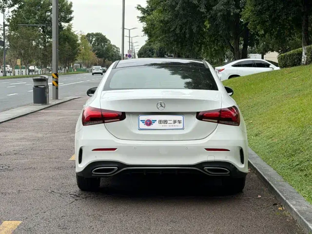 Mercedes-Benz A-Class — Фото автомобиля 5