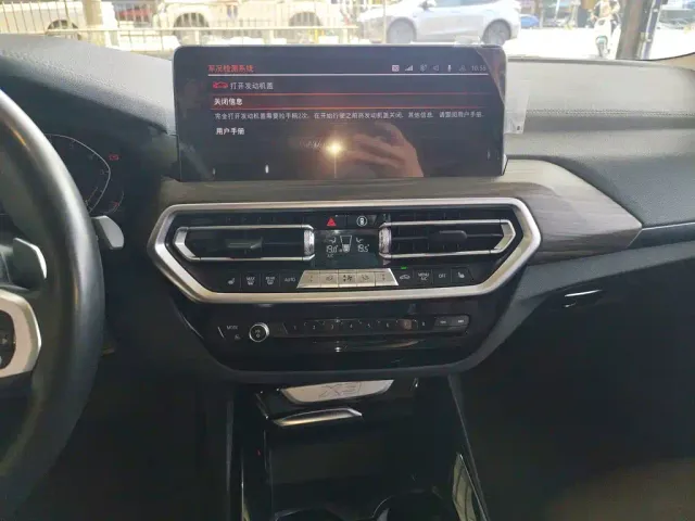 BMW X3 — Фото автомобиля 12