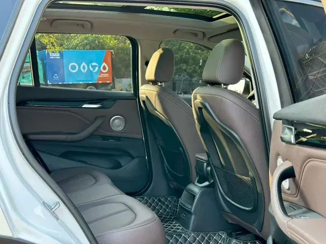 BMW X1 — Фото автомобиля 7