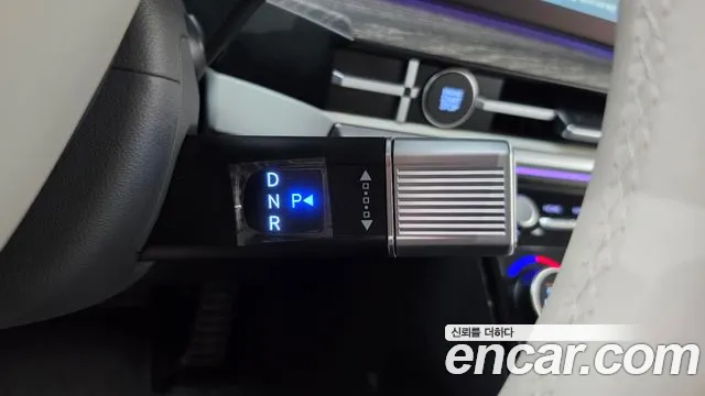 Hyundai Santa Fe MX5 — Фото автомобиля 12