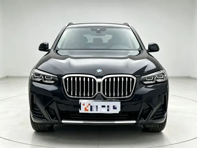 BMW X3 — Фото автомобиля 3