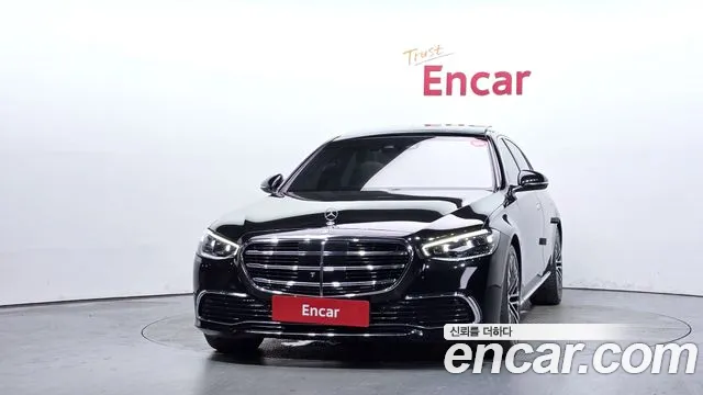 Mercedes-Benz S-Class — Фото автомобиля 3