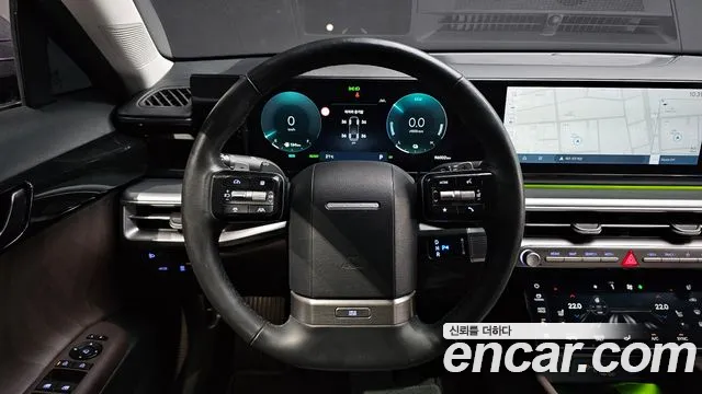 Hyundai Grandeur GN7 — Фото автомобиля 12