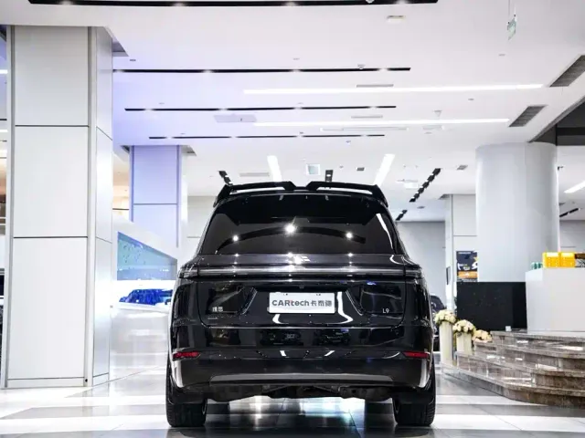Li Auto L9 — Фото автомобиля 7