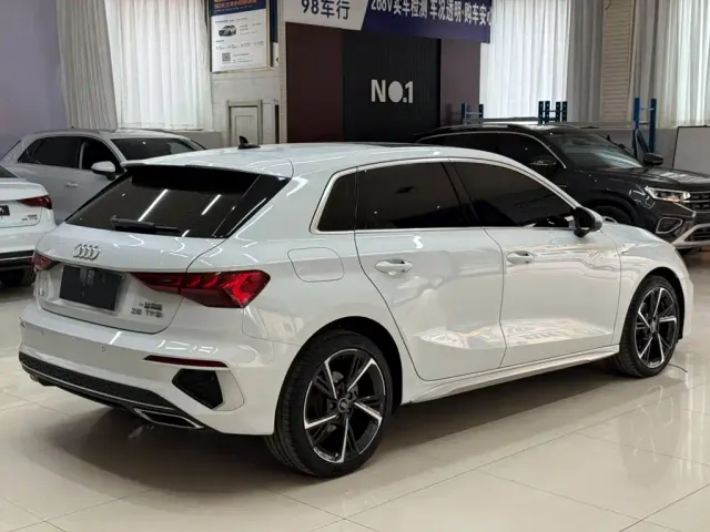 Audi A3 — Фото автомобиля 4