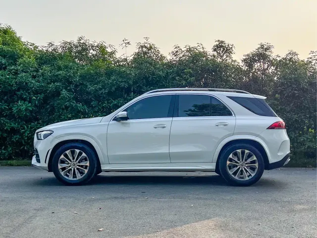 Mercedes-Benz GLE-Class — Фото автомобиля 6