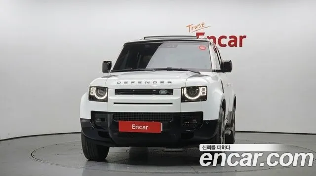 Land Rover Defender — Фото автомобиля 3