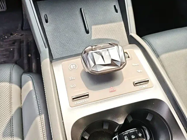 BYD Qin L — Фото автомобиля 13