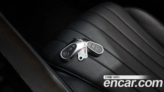Mercedes-Benz E-Class E-класс W214 E300 4MATIC Exclusive — Фото автомобиля 23