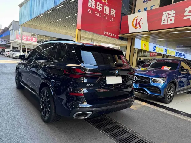 BMW X5 — Фото автомобиля 4